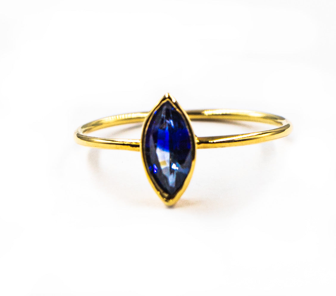 Blue Sapphire Gold Ring - MP Equestrian