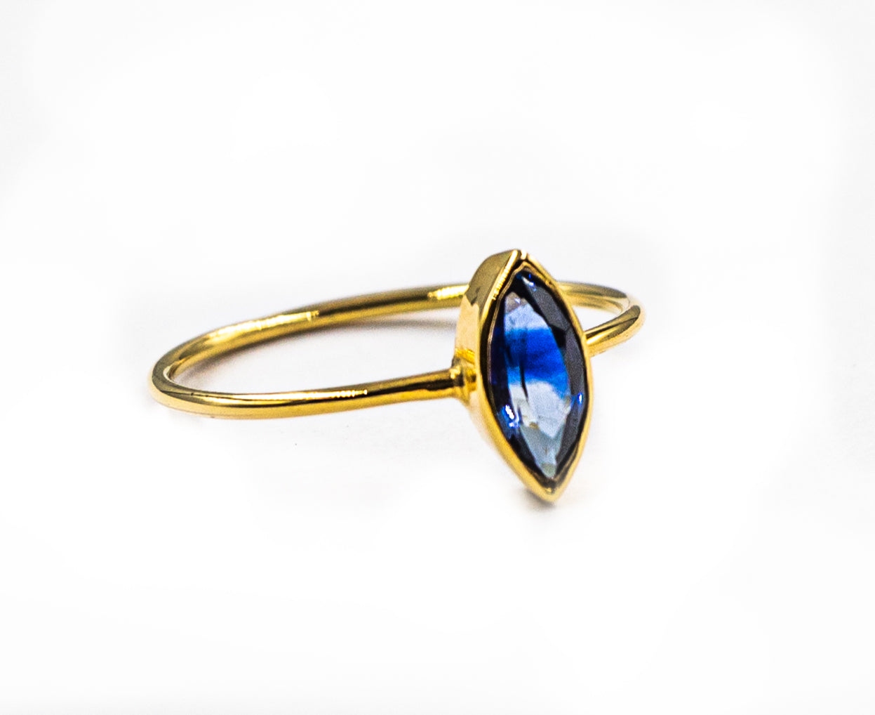 Blue Sapphire Gold Ring - MP Equestrian